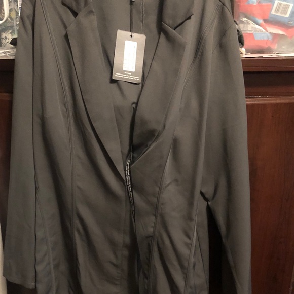 Prettylittlething Grey Blazer Dress - Picture 4 of 10